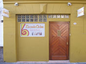 Escuela de Musica CICLOS Educacion Musical para Niños Jovenes Adultos en Caballito Flores Parque Chacabuco Enseñanza y Clases de Guitarra Bajo Piano Teclados Bateria Saxo Canto Violin Flauta Trompeta Acordeon Percusion Cajon Peruano e Iniciacion Musical